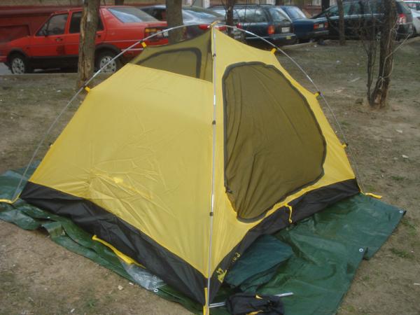 Палатка туристическая 3-x местная Tramp NISHE 3 (V2) (6000 mm)