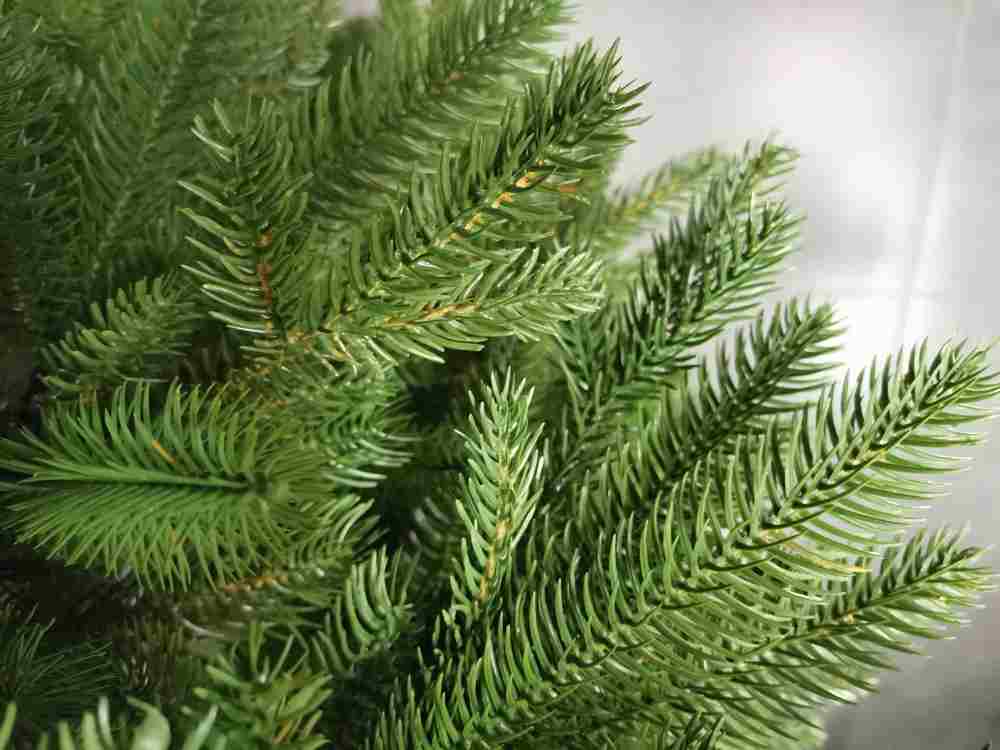 Искусственная елка Christmas Tree Ель MILTON VMNC-18 1,8м