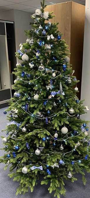 Искусственная елка Christmas Tree Ель VENECIA VAC-18 1,8м